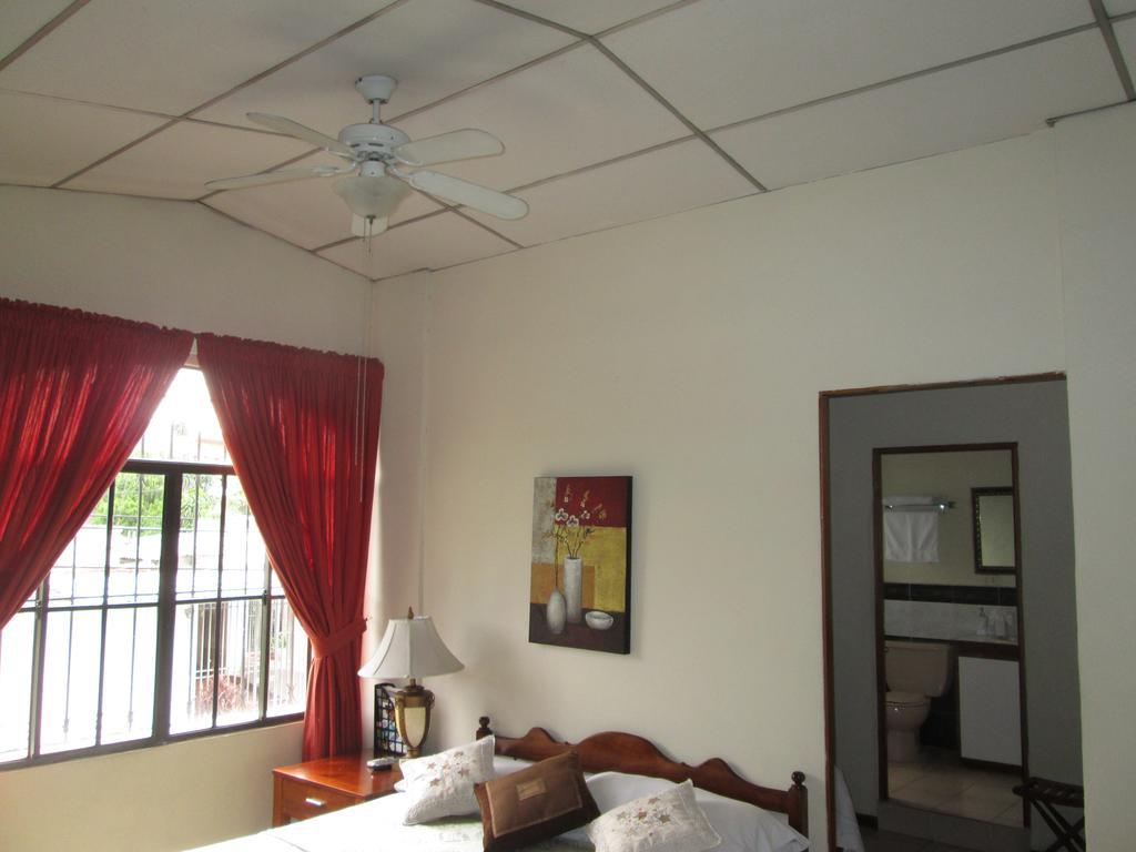 Hotel San Mateo San Salvador Ruang foto
