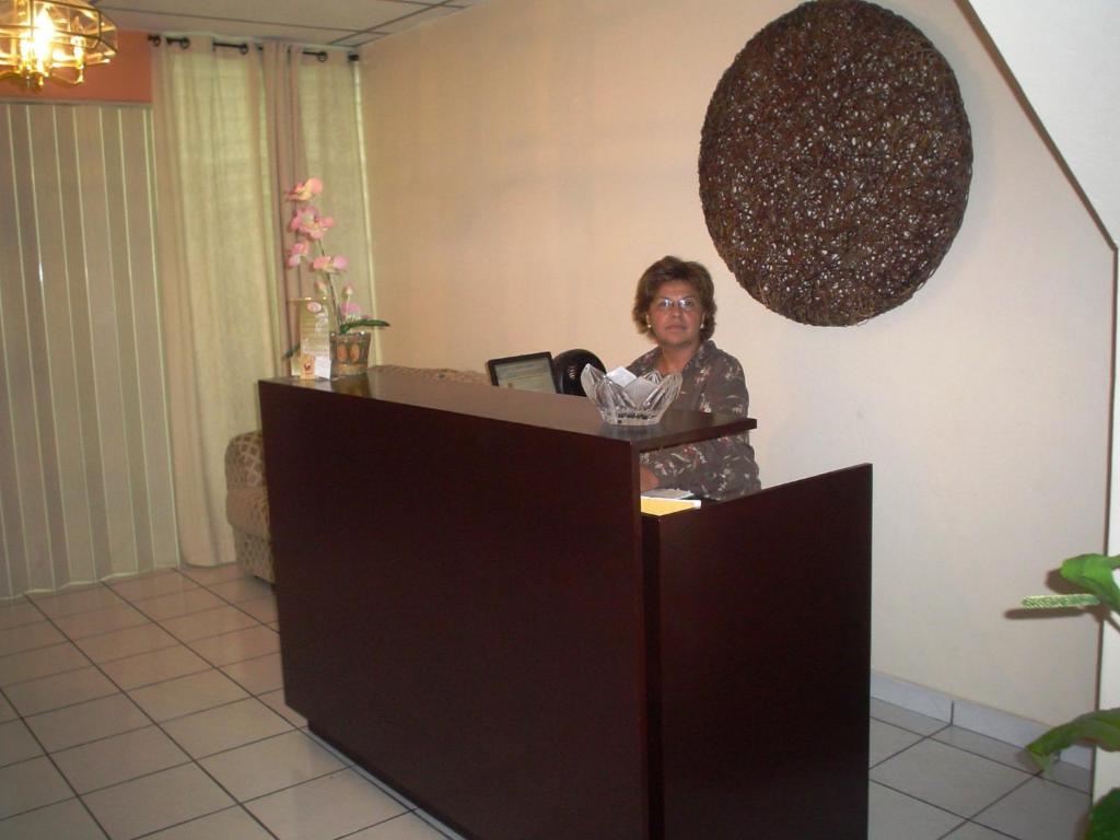 Hotel San Mateo San Salvador Bagian luar foto
