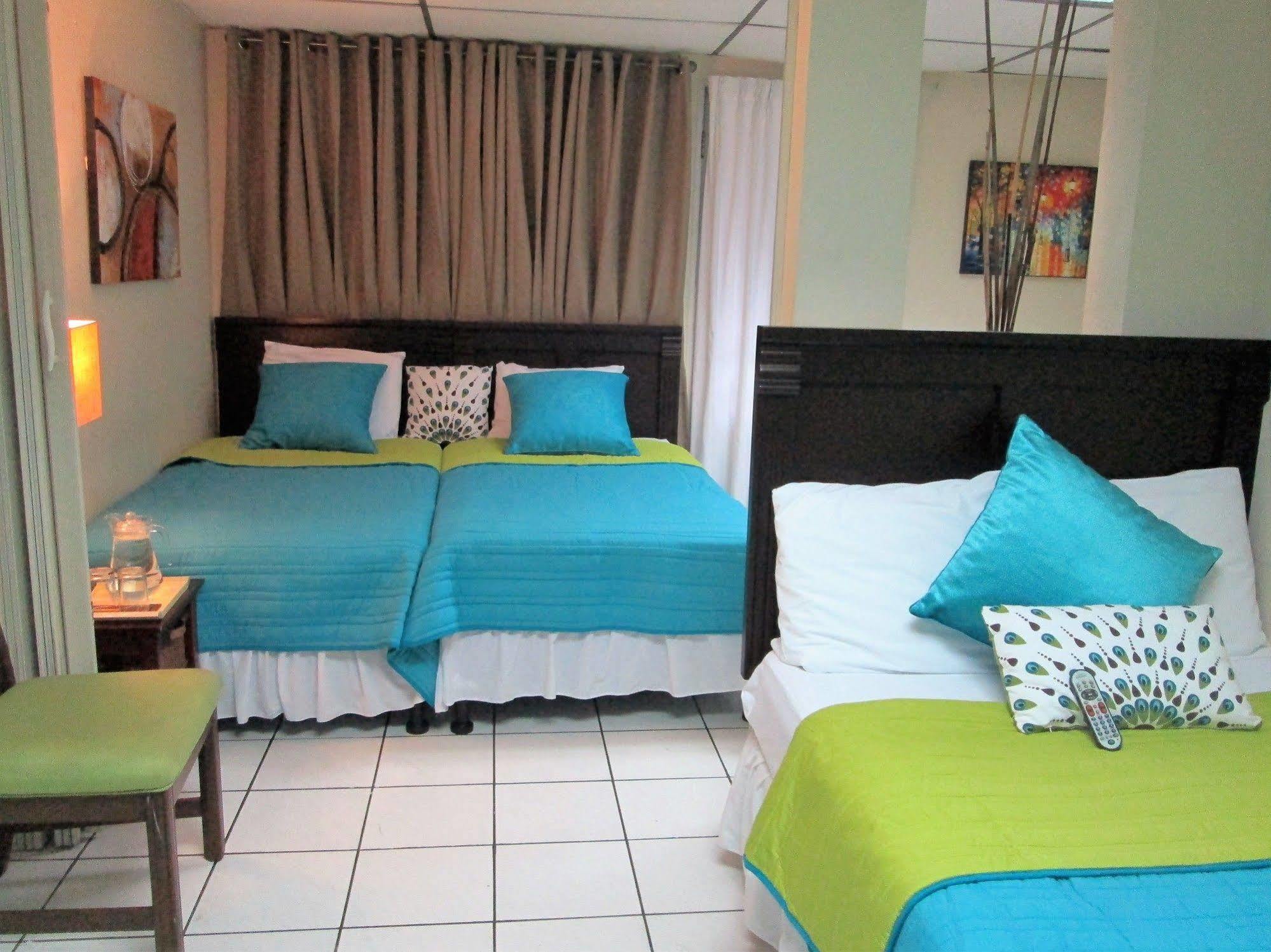 Hotel San Mateo San Salvador Bagian luar foto