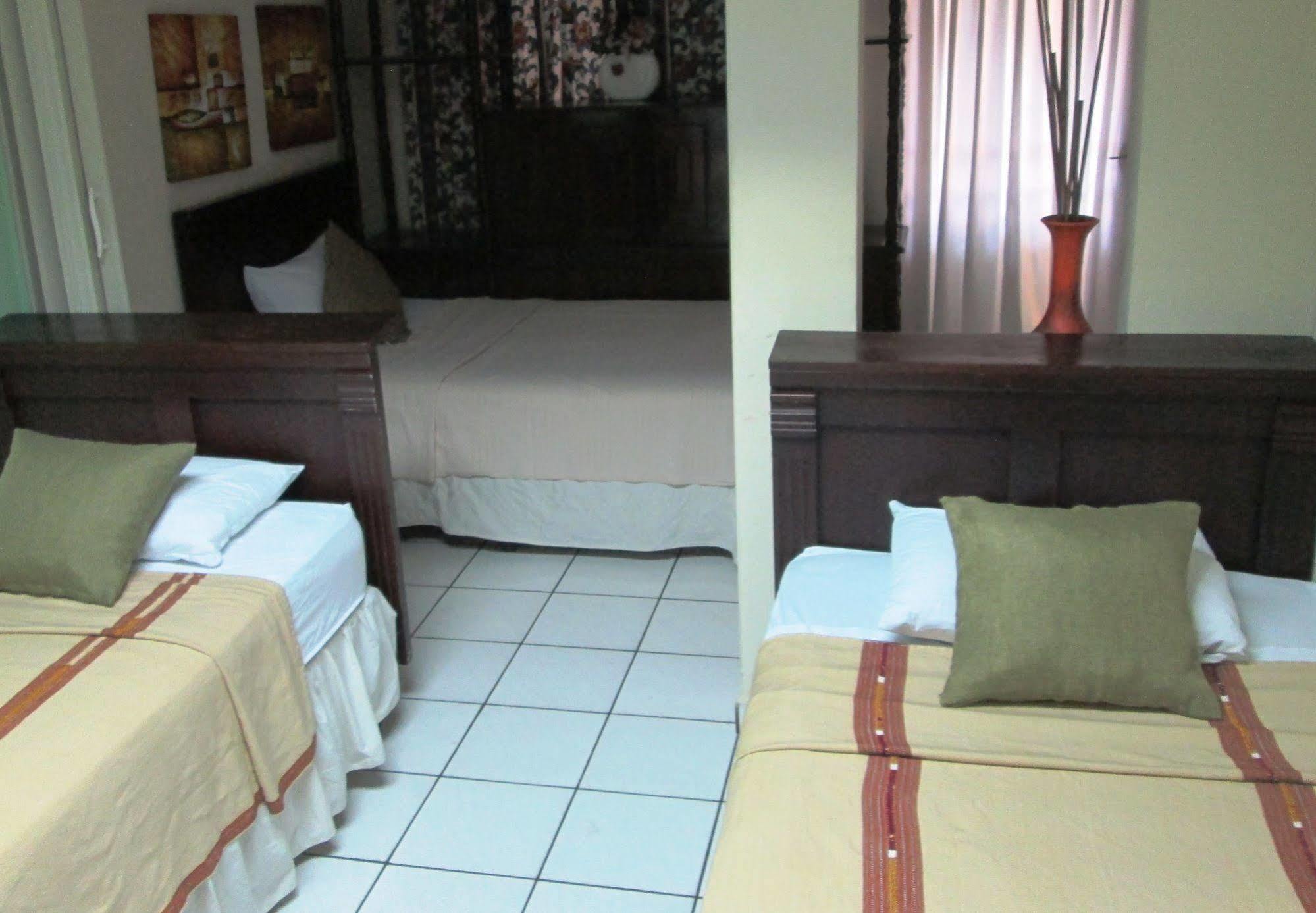 Hotel San Mateo San Salvador Bagian luar foto